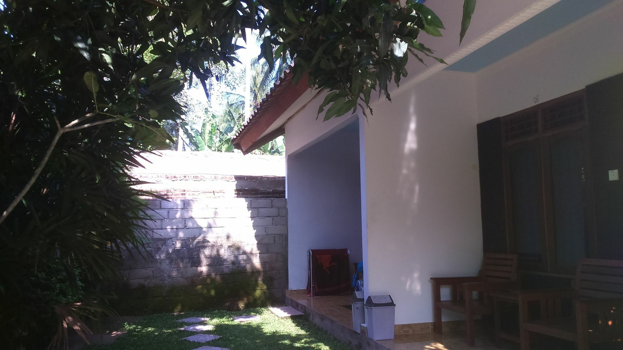 Family Garden Homestay Mangsit Exterior photo
